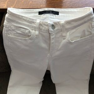 Joe’s White Capris Stretch Jeans